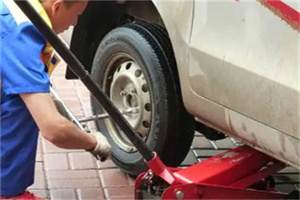 梁子湖附近拖车24小时服务热线电话