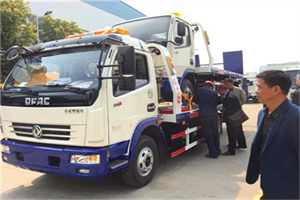 梁子湖汽车道路救援拖车价格